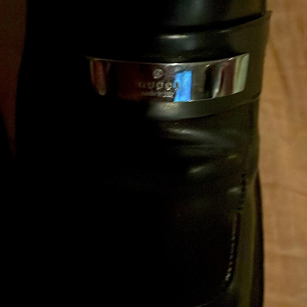 GUCCI VINTAGE BLACK GENUINE LEATHER LOAFERS WITH UNIQUE SILVER HARDWARE! - Picture 6 of 11